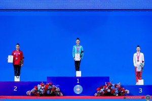 podium app sf 04429 copia simone ferraro ph